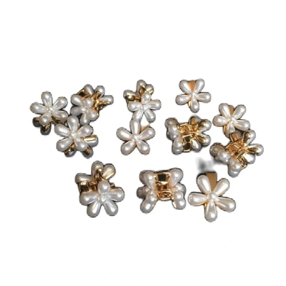 Beautiful Faux Pearl and Gold Tone Formal Wear Hair Clips